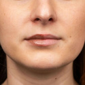 Trew Nude Hazelnut Tónovací balzám na rty 10 ml