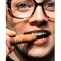 Trew Tónovací oříškový balzám na rty Hazelnut 15 ml